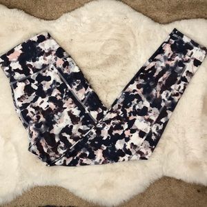 Marika 7/8 Patterned Leggings